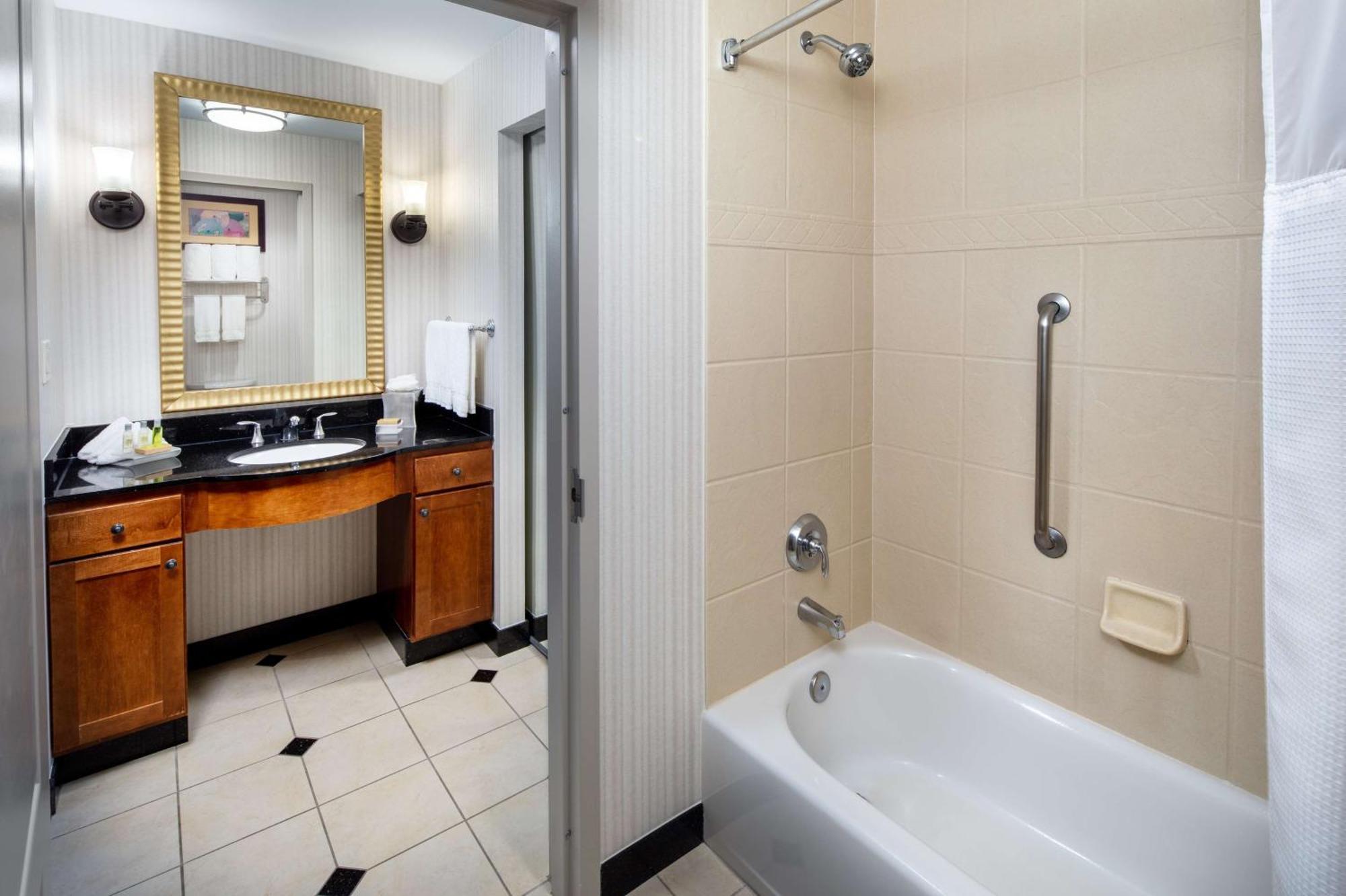 Homewood Suites By Hilton Rockville- Gaithersburg Exterior photo