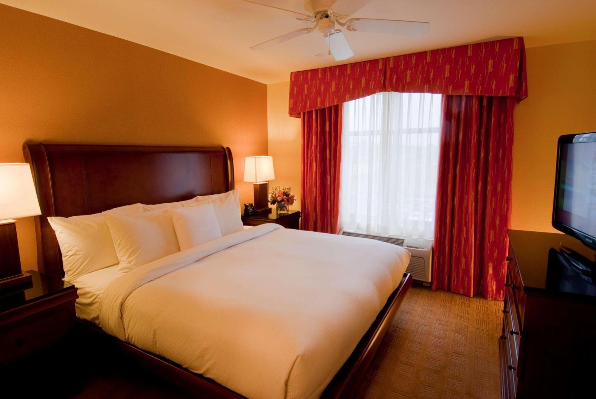 Homewood Suites By Hilton Rockville- Gaithersburg Exterior photo